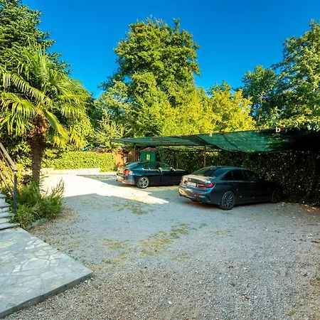 With Parking Space Njivice, Krk - 20504 Апартаменты *