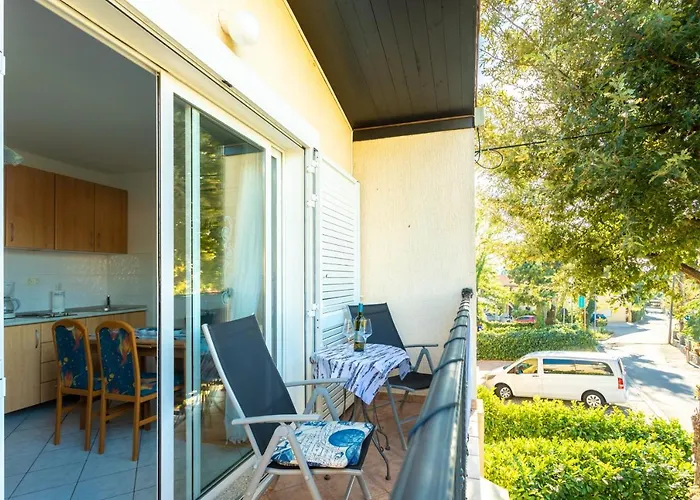 With Parking Space Njivice, Krk - 20504 *