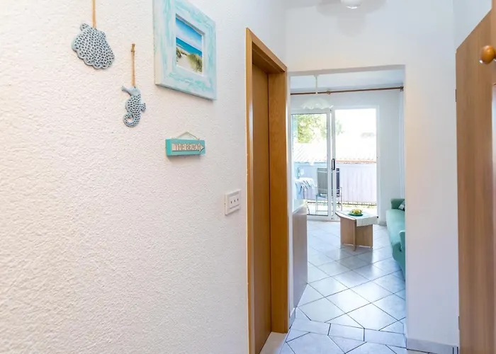 With Parking Space Njivice, Krk - 20504 *